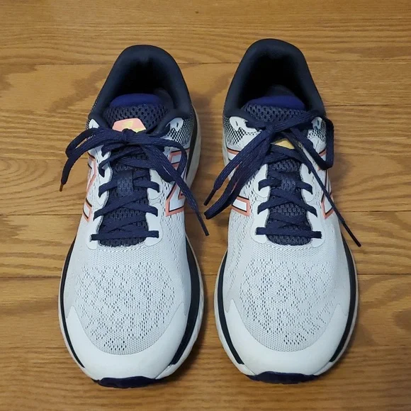 Womens Size 8.5 New Balance FreshFoam 680v7 Arctic Fox/Outer Space/Paradise Pink - Picture 1 of 6